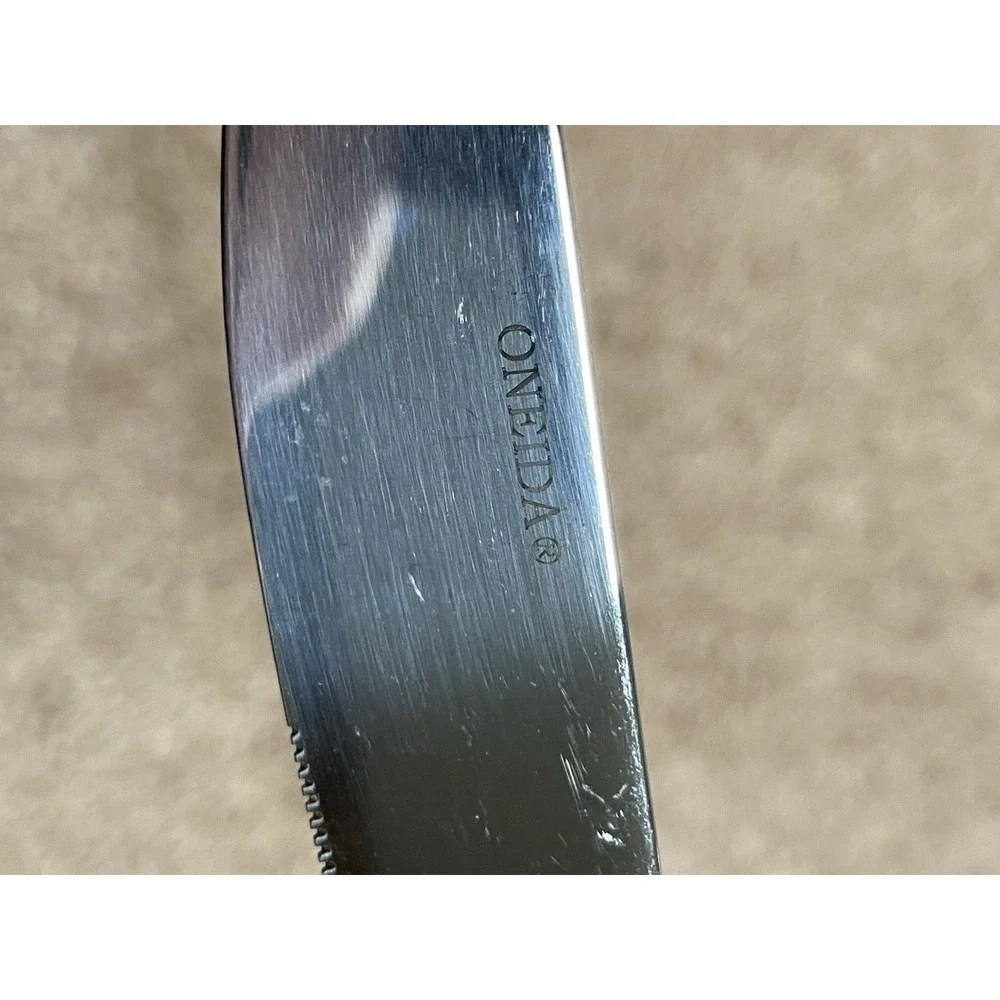Oneida Stainless Silver‎ Flatwear Dinner Knife